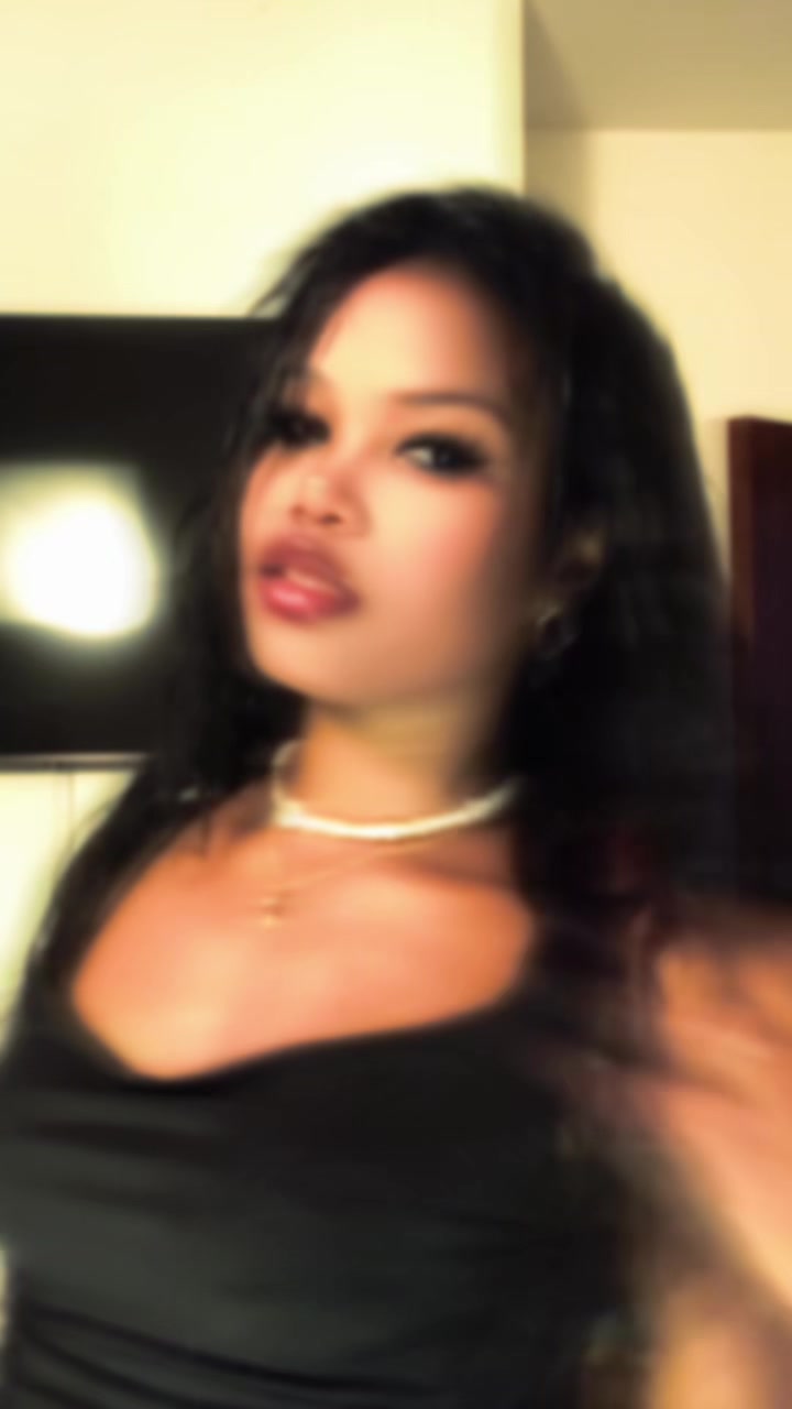 @lacubanitaoficial