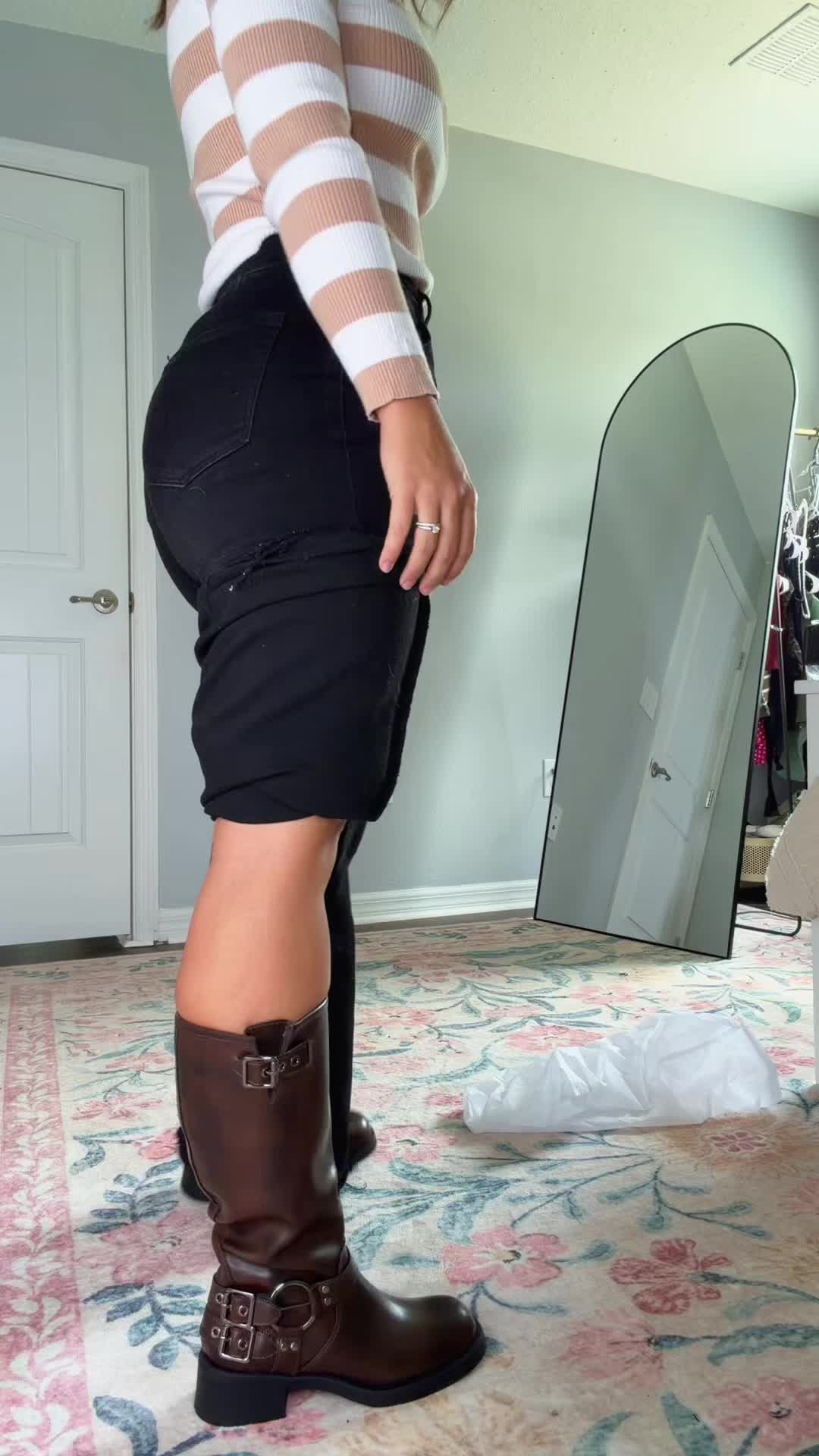 @momwithaplot