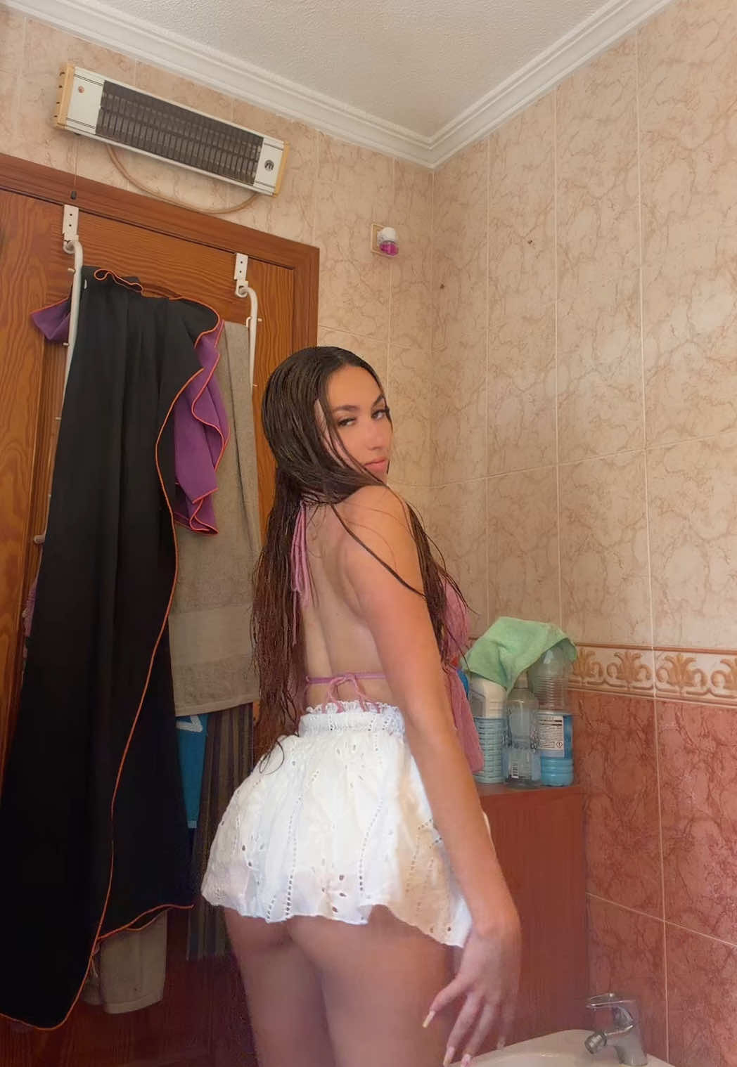 @👸🏽