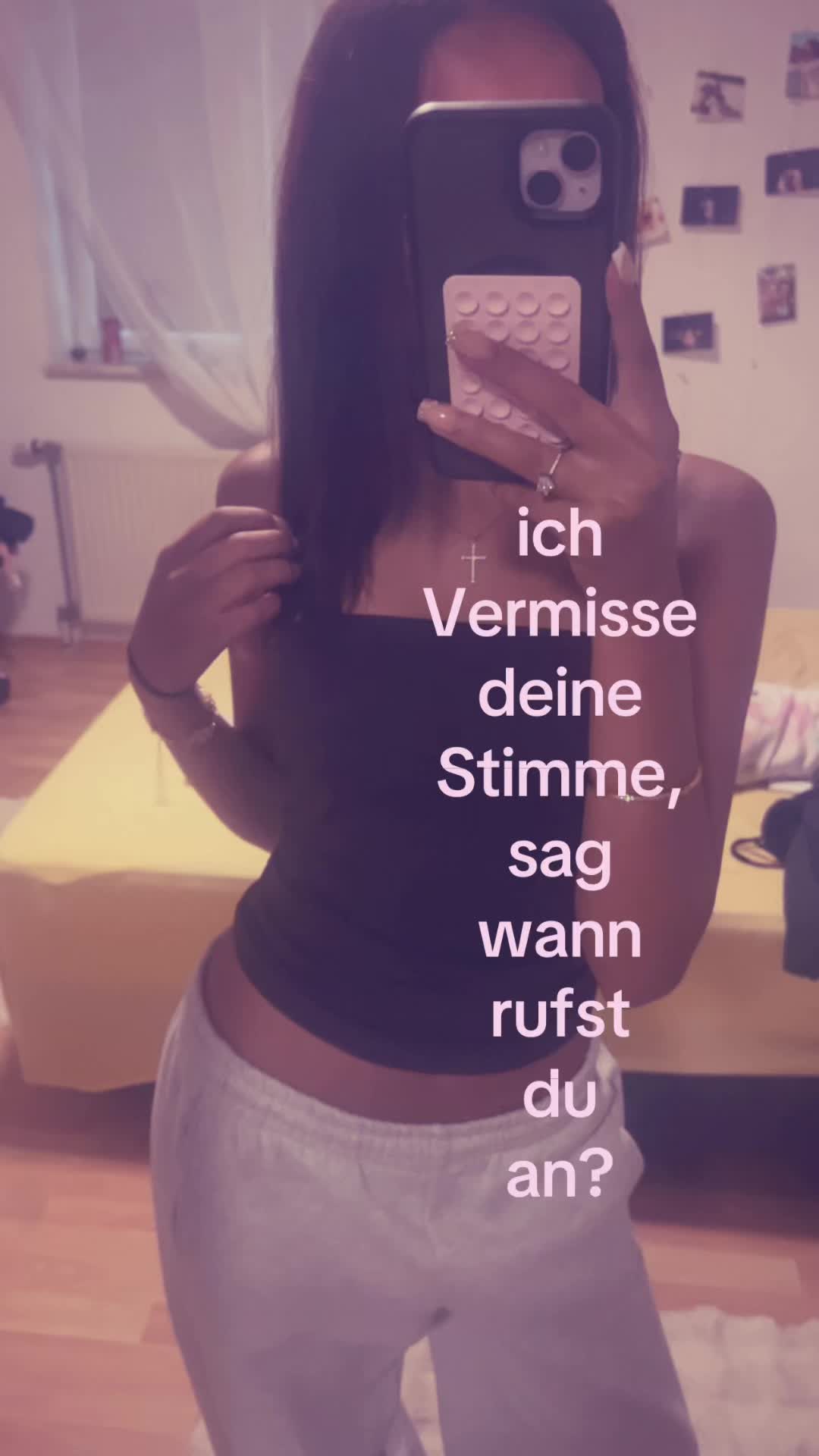 @🎭