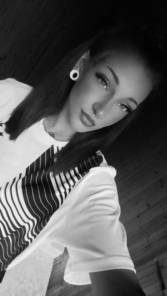 @_valkyrie.mama_