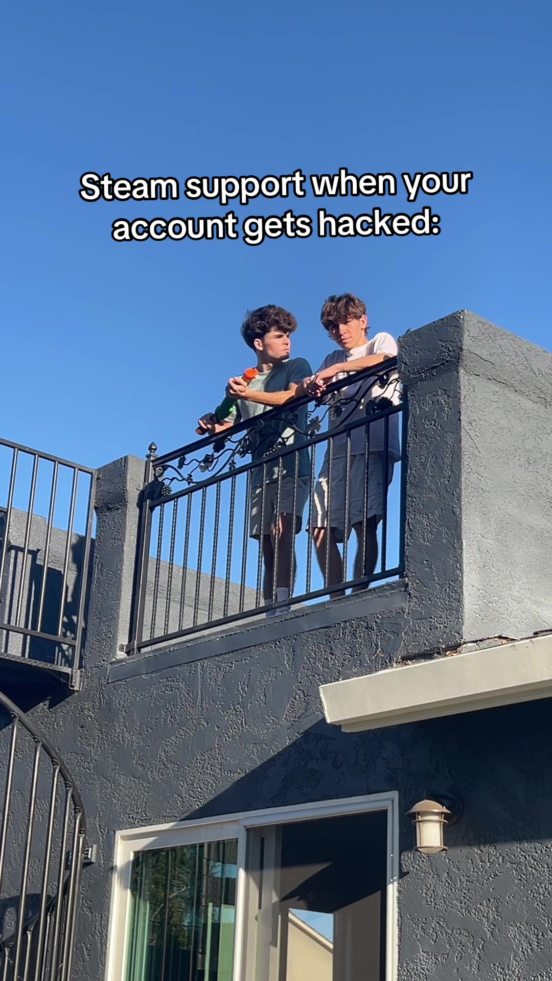 @LukeYapz