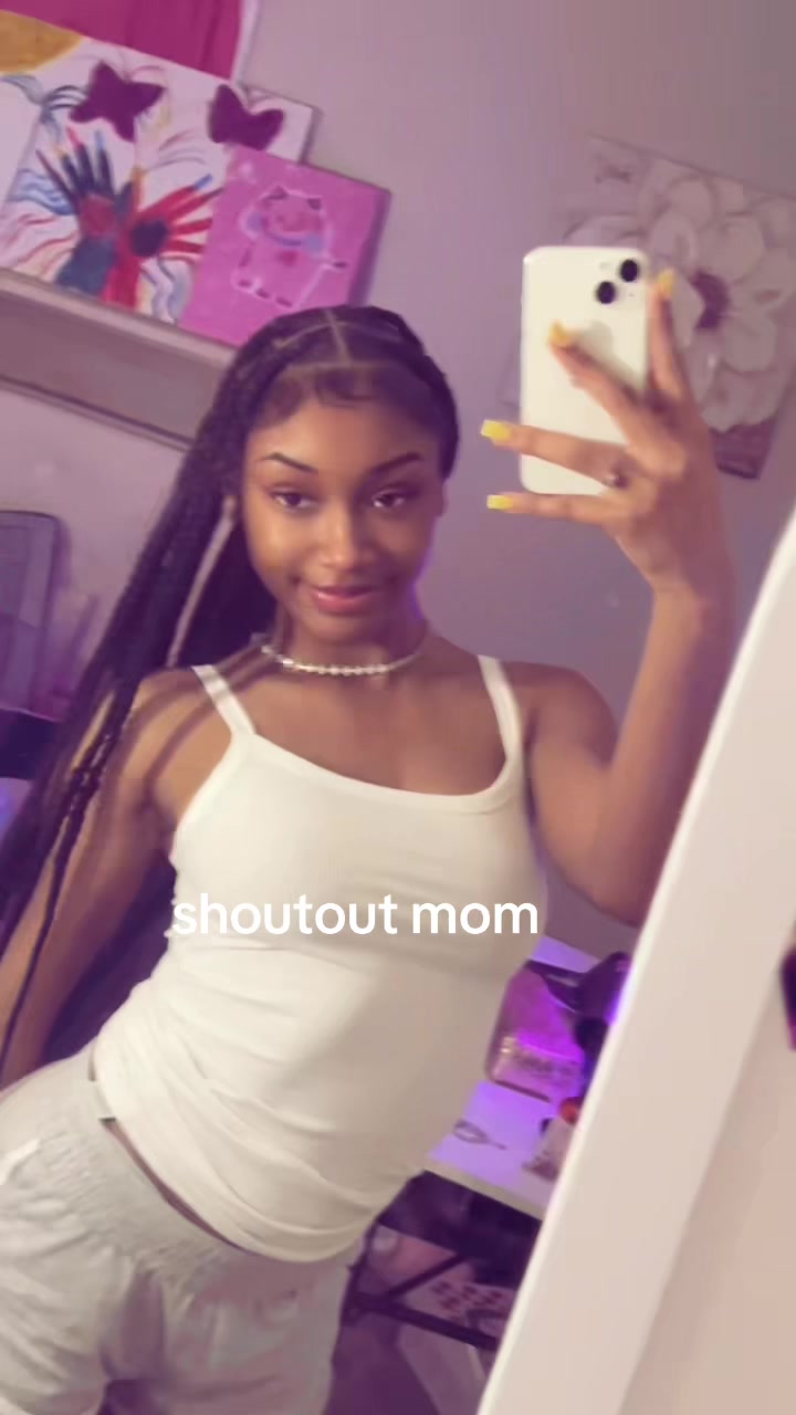 @MiaMae’