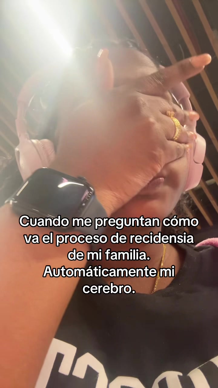 @Lore ᥫ᭡