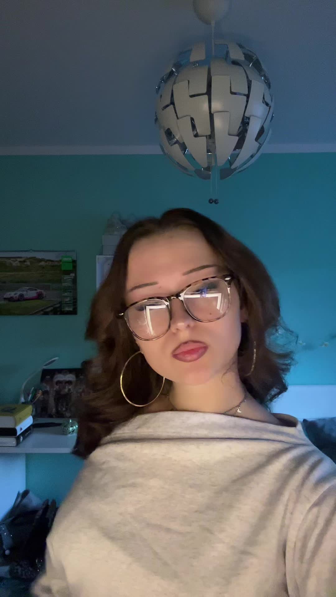 @vickyメ𝟶🏎️