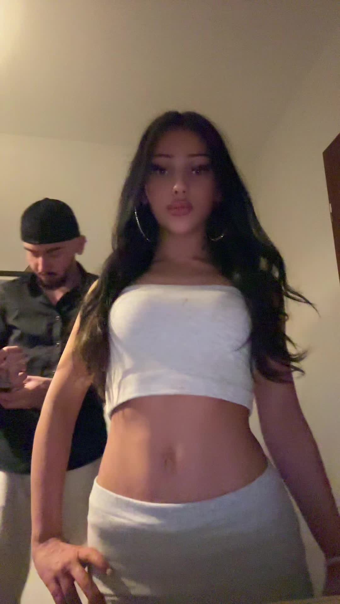 @aleyna0_