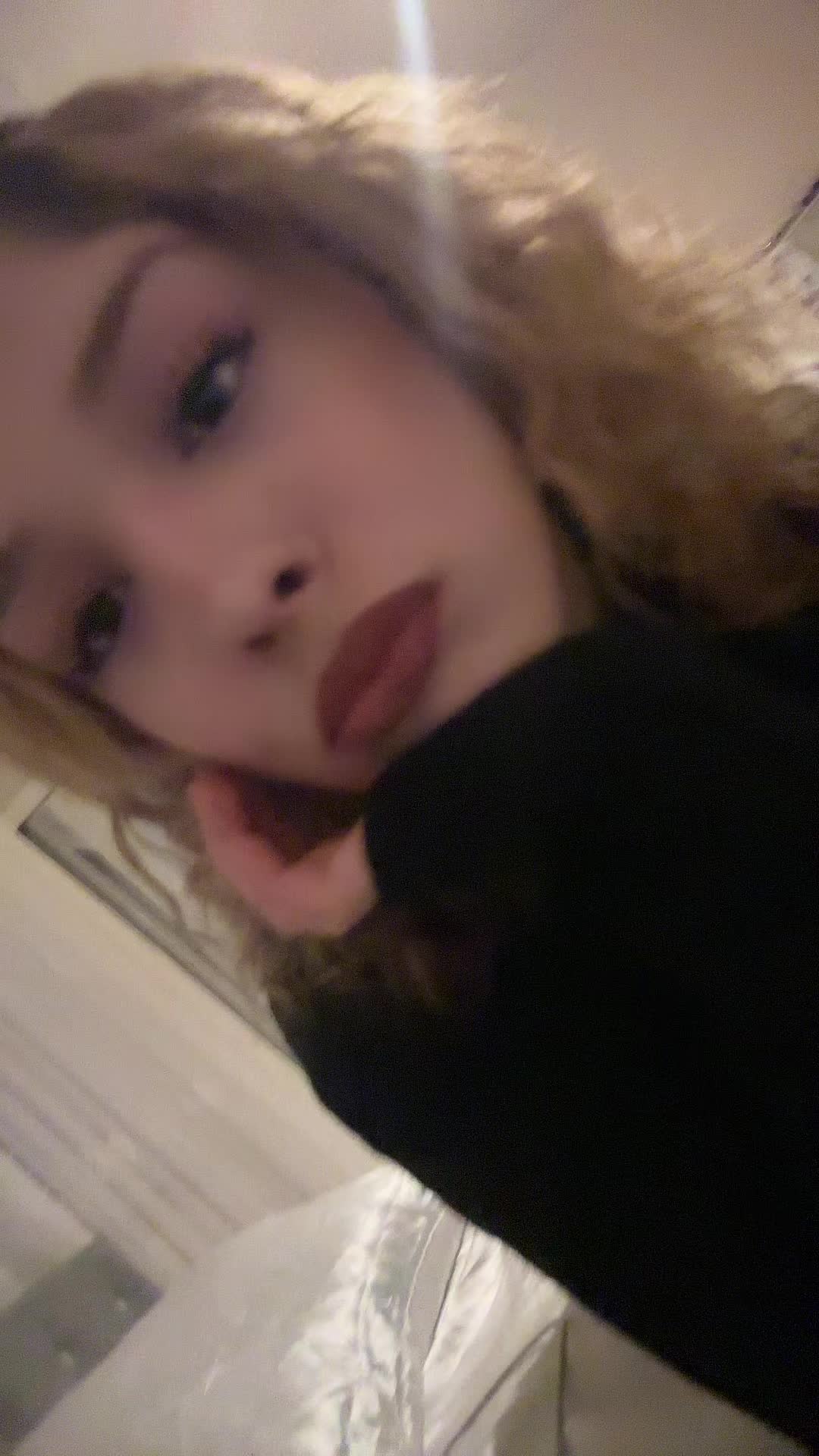 @elisa naz
