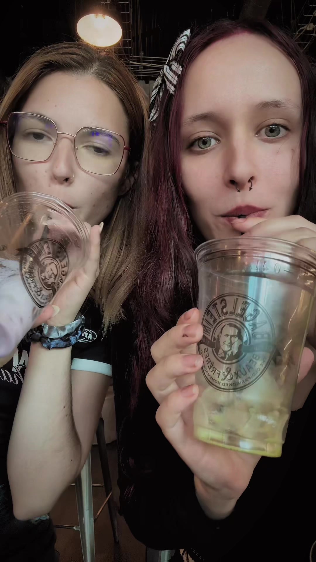 @๐ฆ ๐๐๐ฏ๐ฆ๐ซ๐ข - Goth Girl