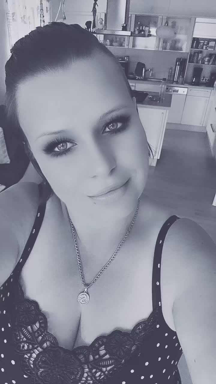 @Kleine Hexe😜