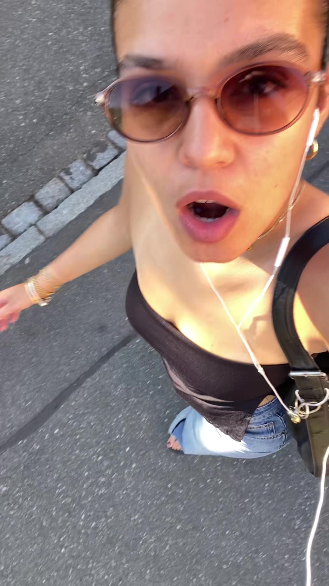 @olivia