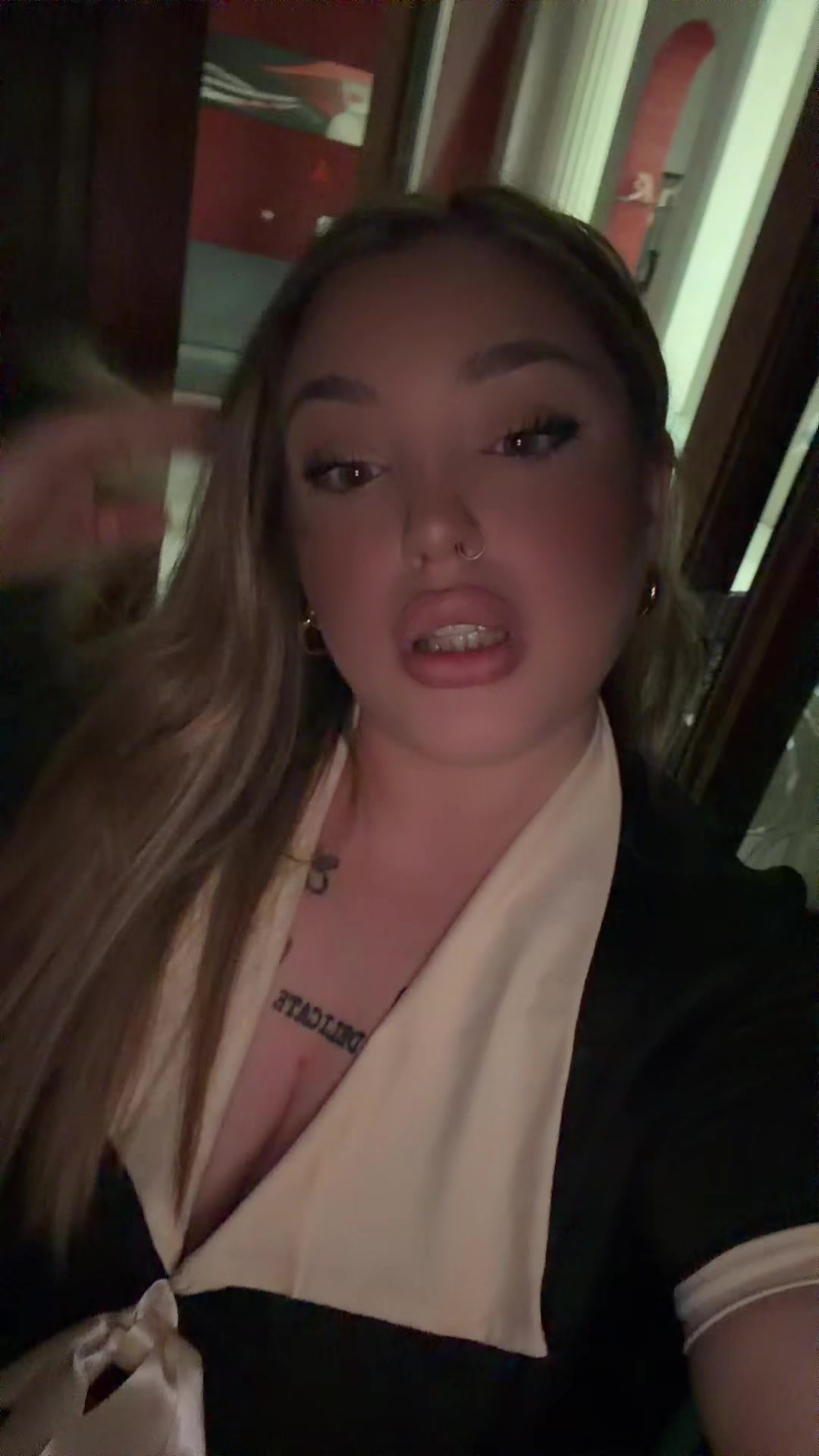 @Ross33lla__