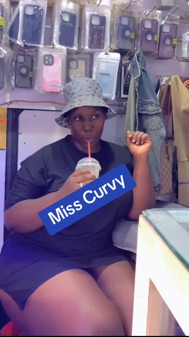 @Miss curvy 🥰