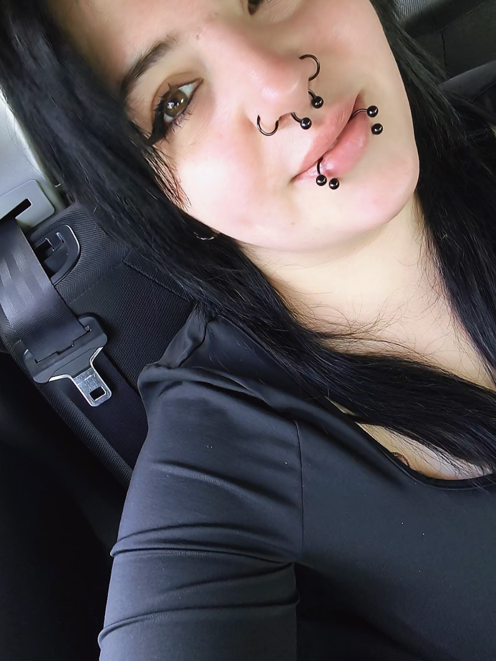 @secretcurvesofmadness
