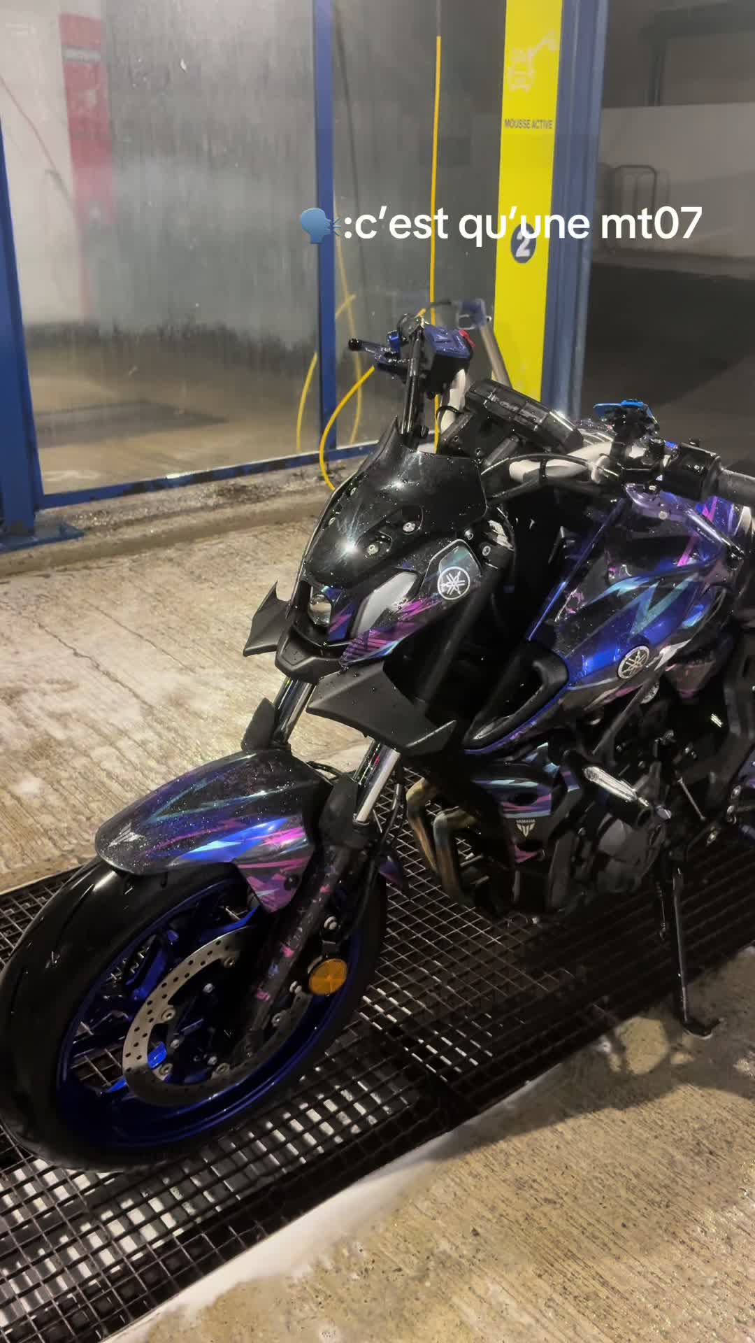 @mister.blue07
