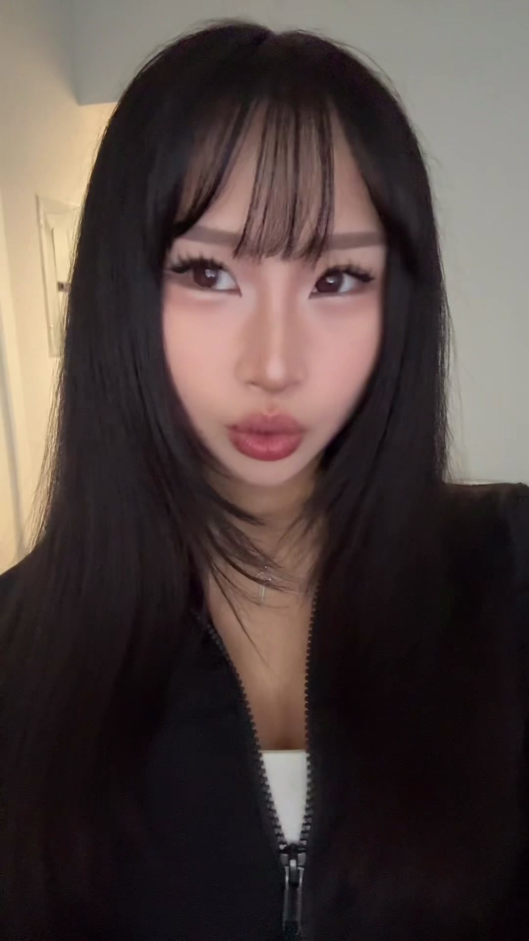 @youmeilii
