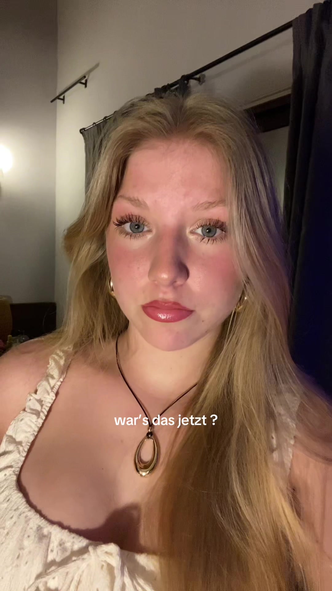 @vivienne.schindelka