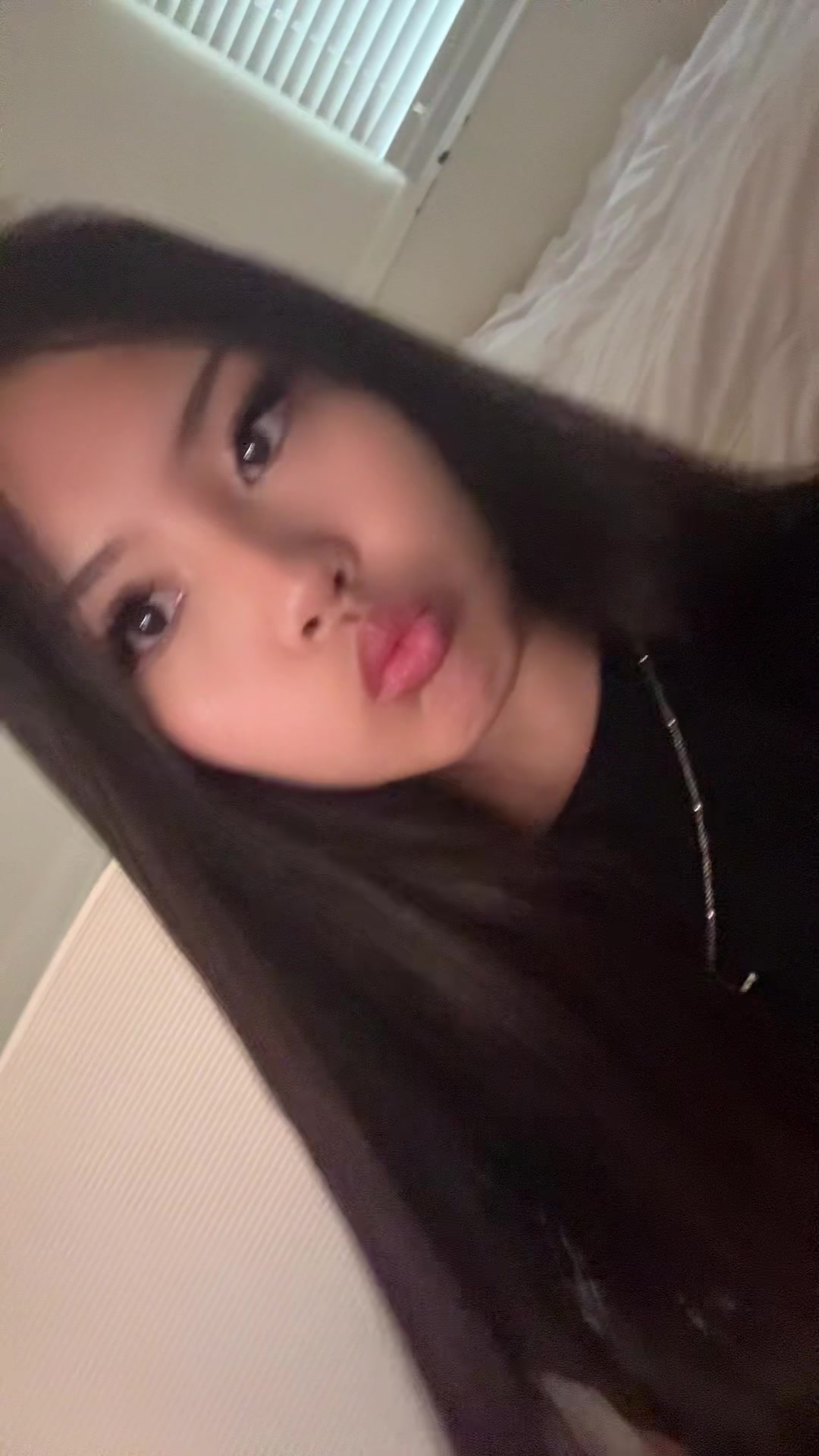 @🀢