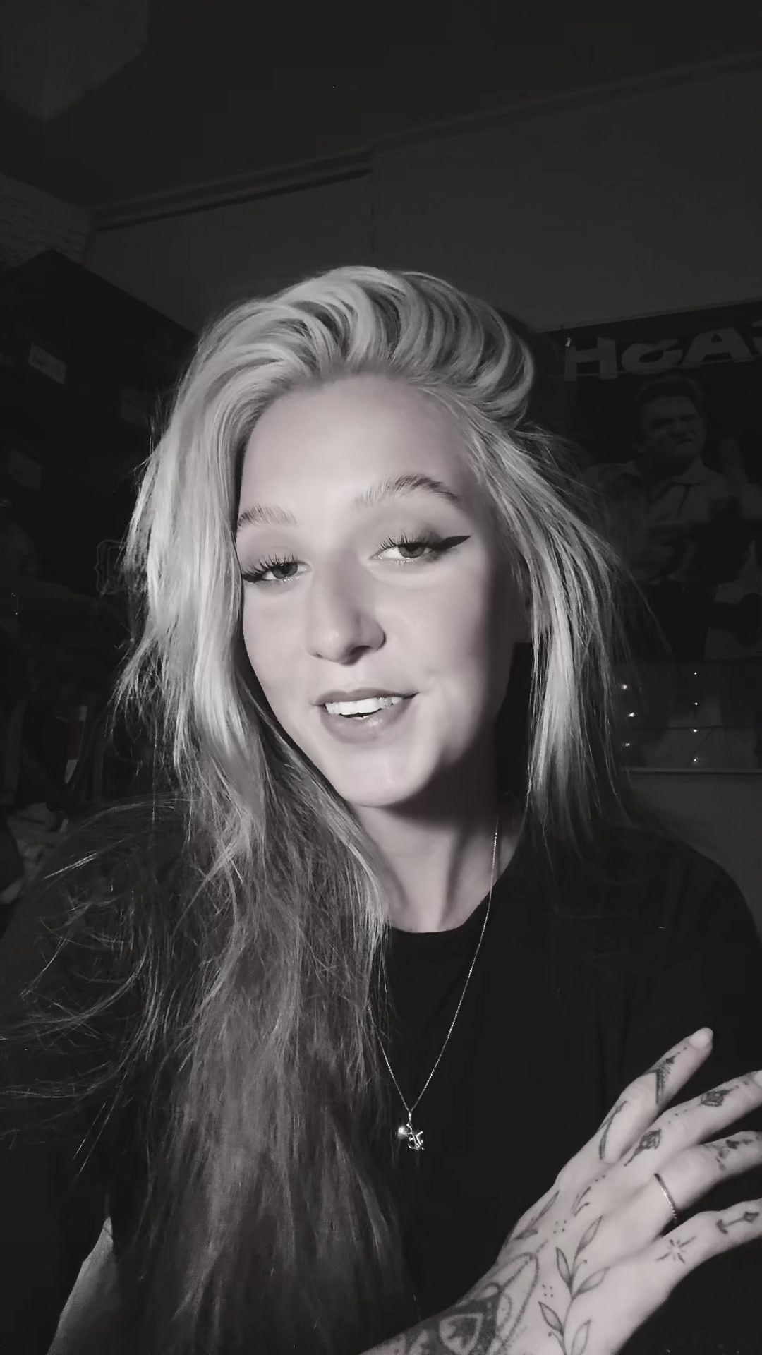 @Kayllxo_