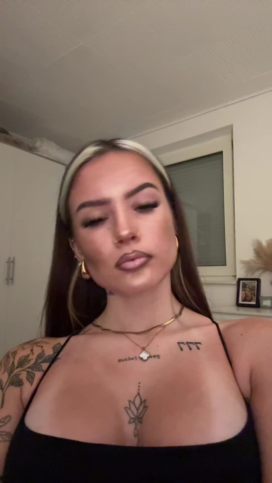 @Amèlie⭐️
