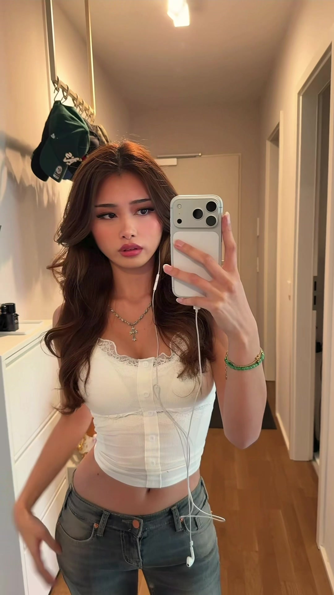 @♱