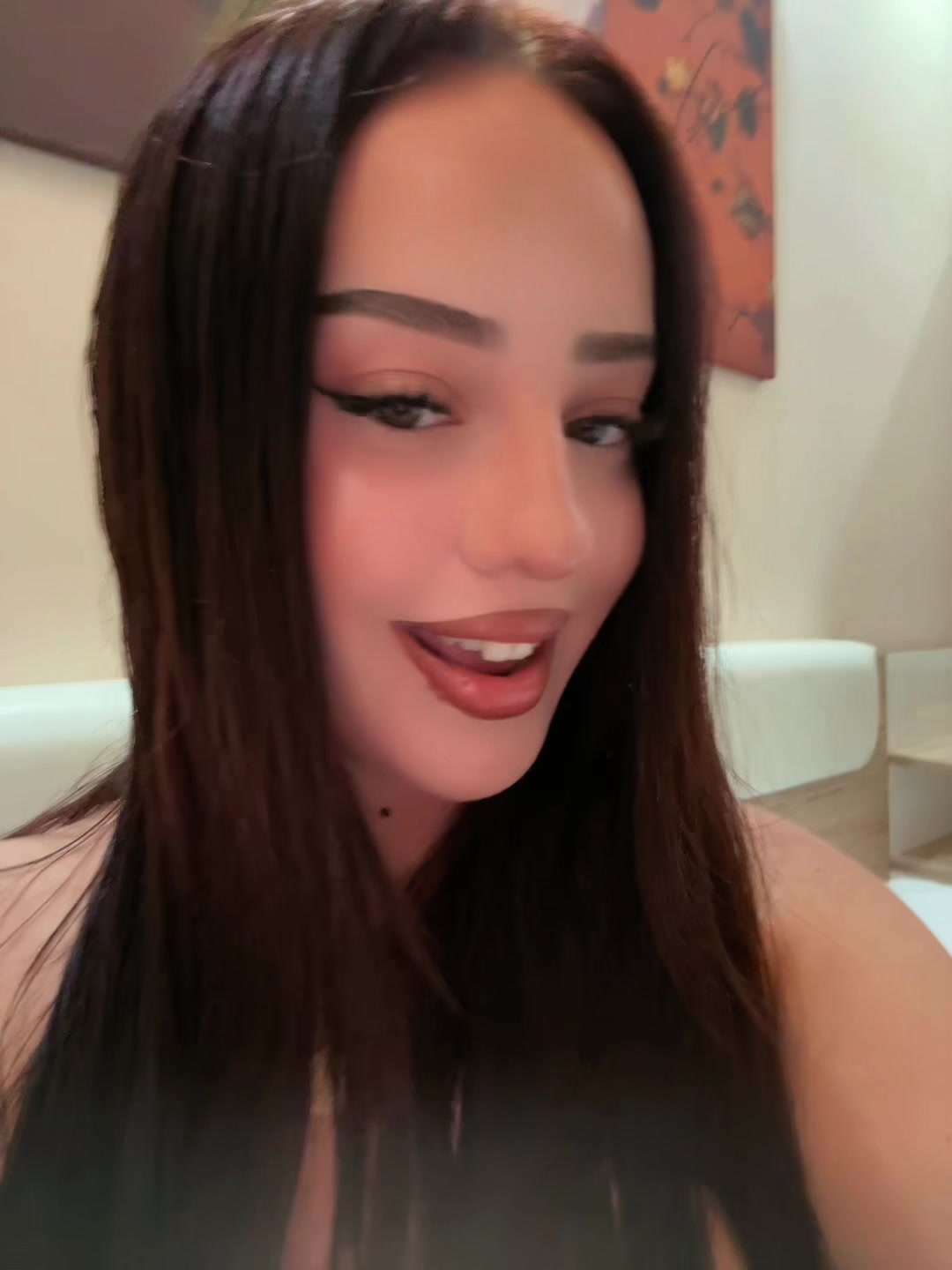 @ur🇦🇱mommy