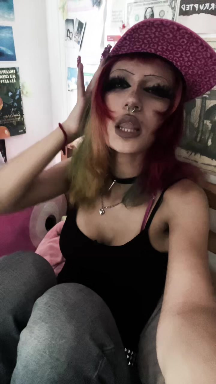 @𝖆𝖉𝖆🏩