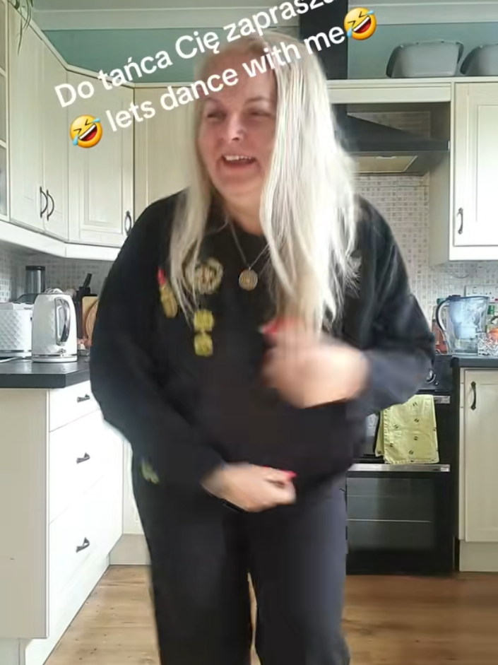 @Katty 58 plus size🤣