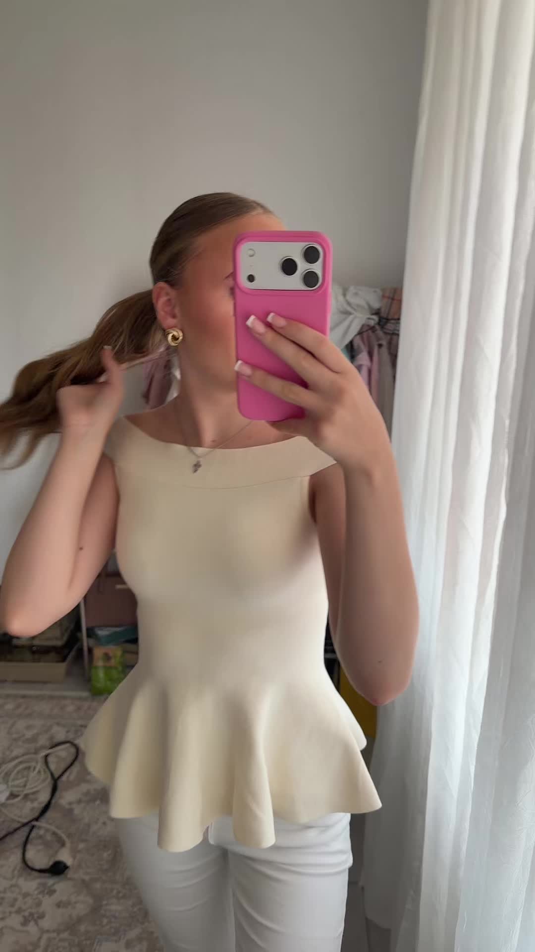 @Мелани+7