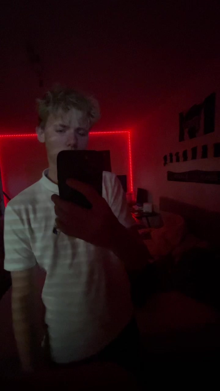 @Tino🔥