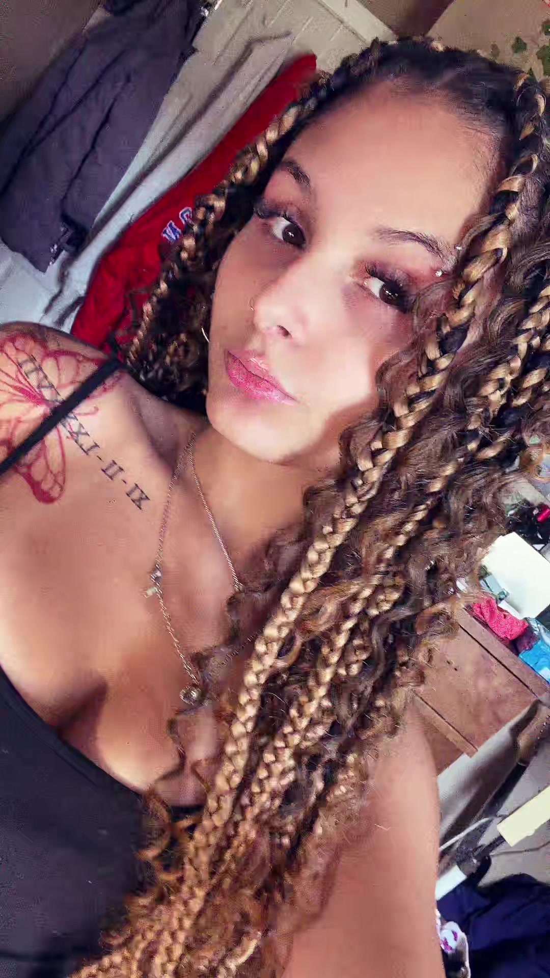 @️