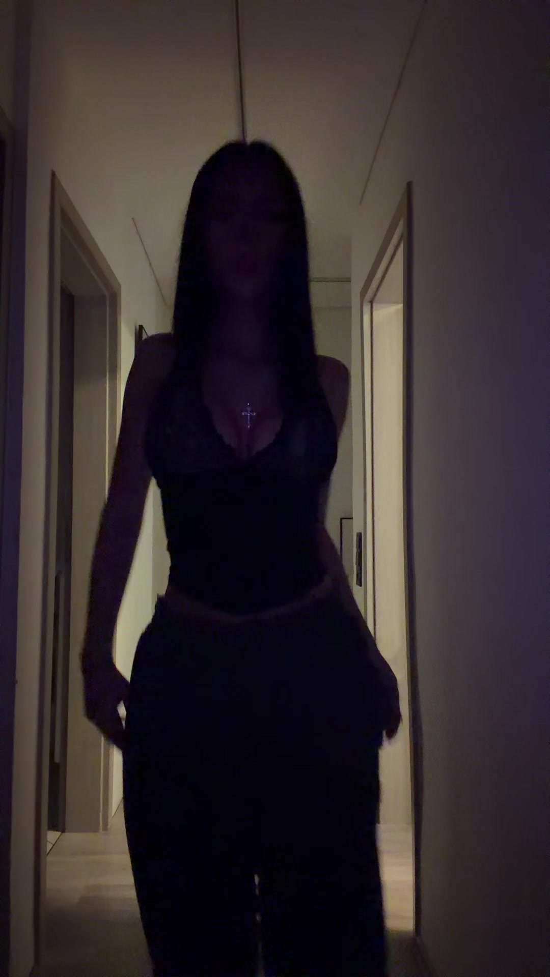 @𝒵