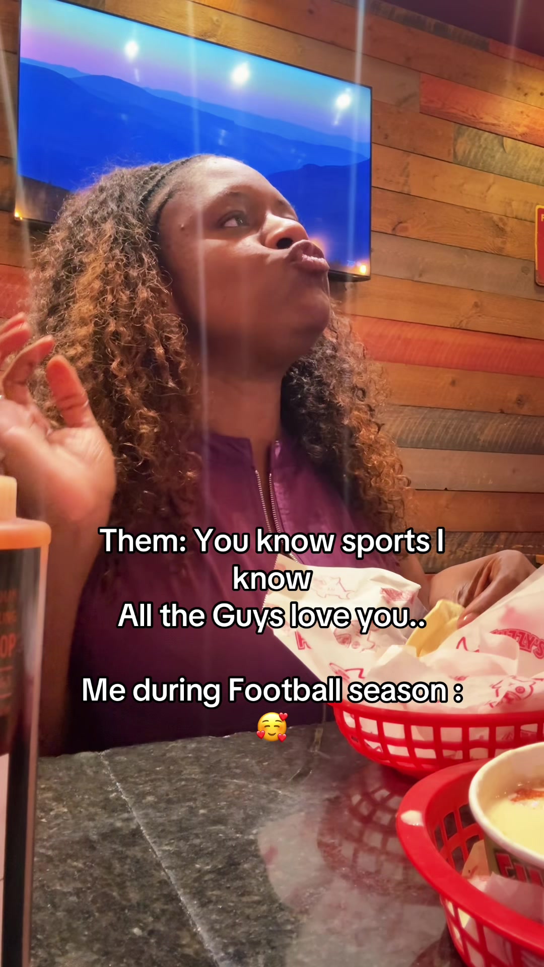 @Dee - Sports & Entertainment