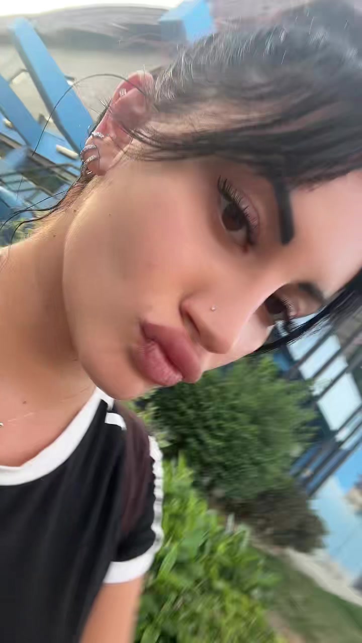 @Deboraarge
