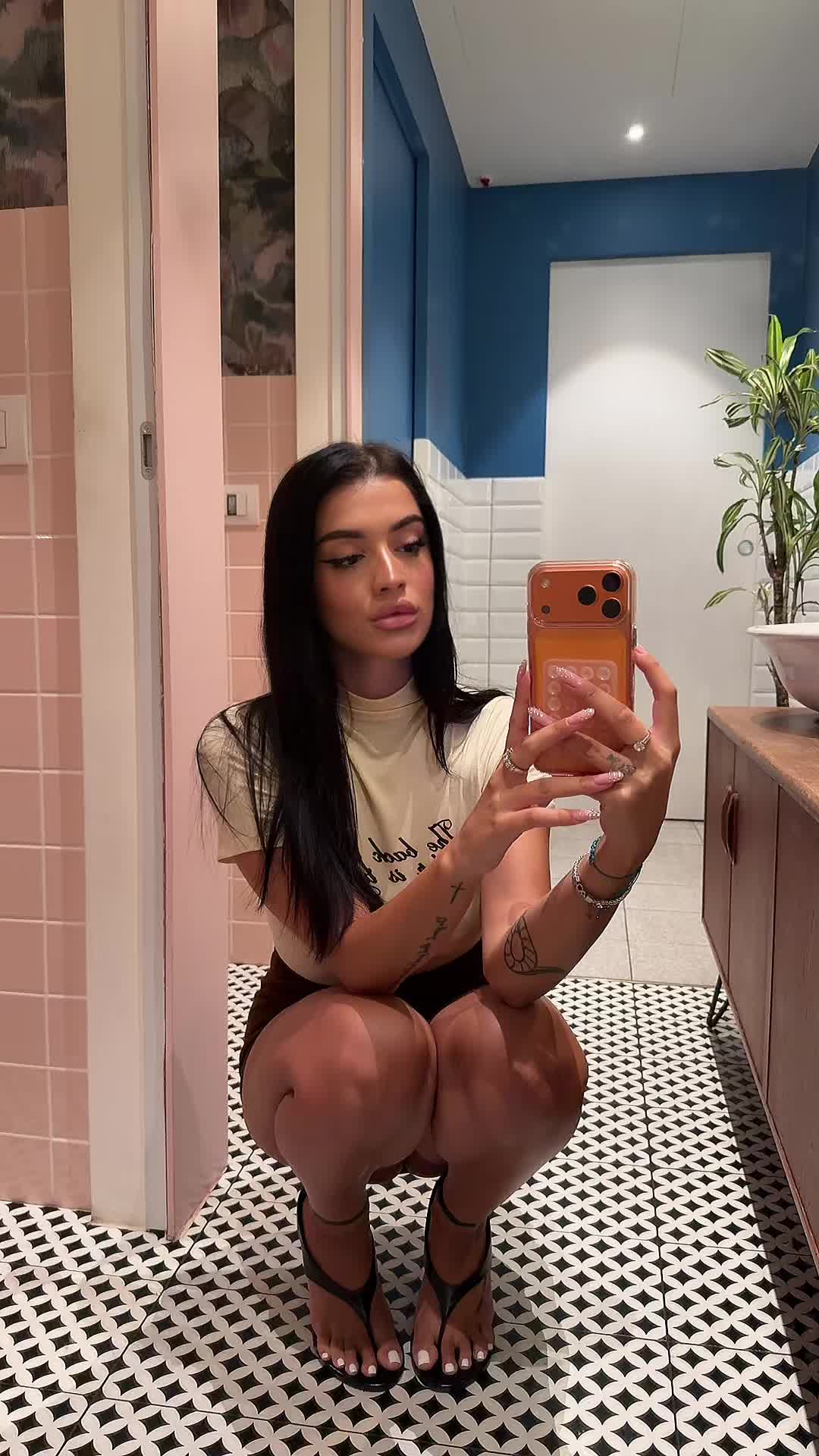 @Kiaranikolli