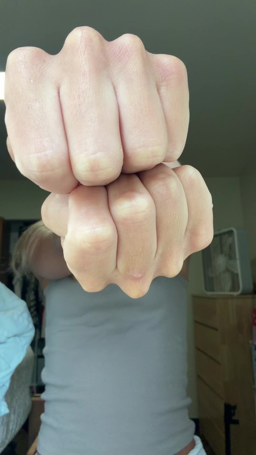 @theleahmae