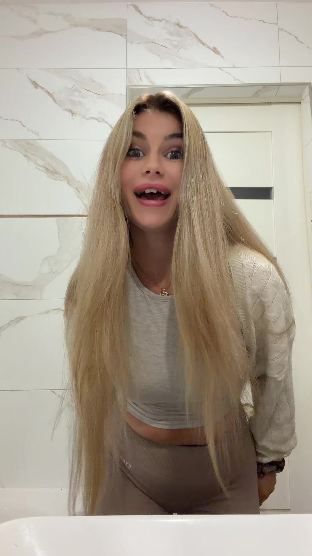 @Karola
