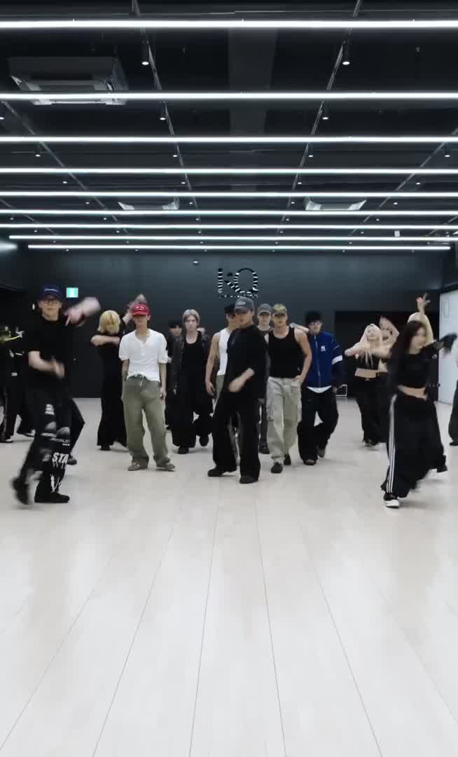 @ATEEZ ITALY FANBASE ๐ฎ๐น