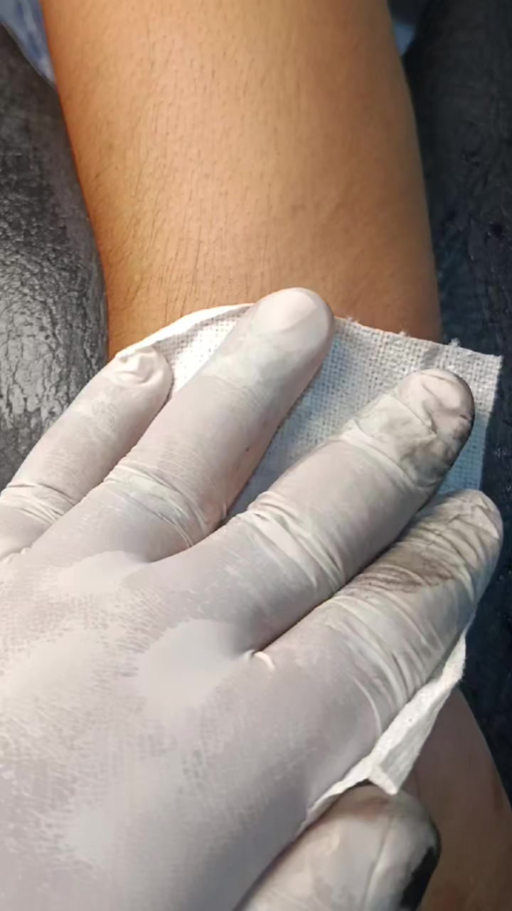 @Earrieta_tattoo