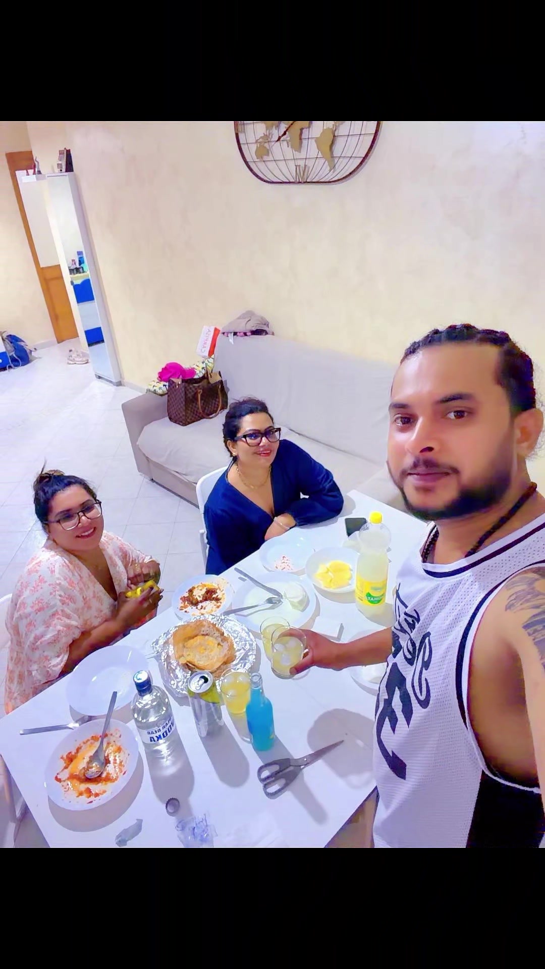 @🇱🇰Hiru basnayaka🇨🇦🇮🇹