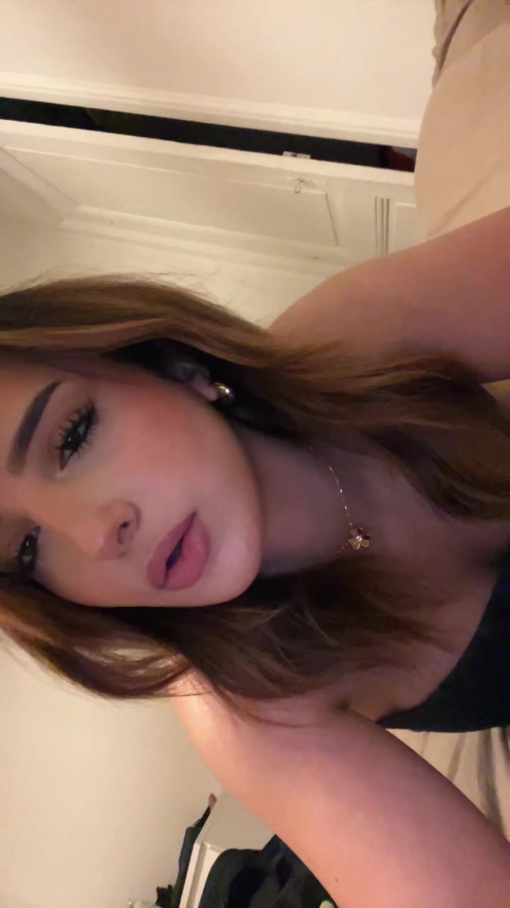 @لور