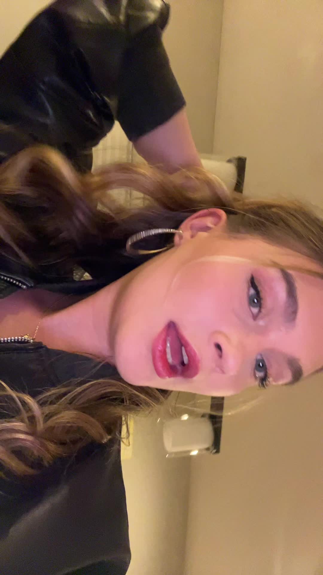 @Laura
