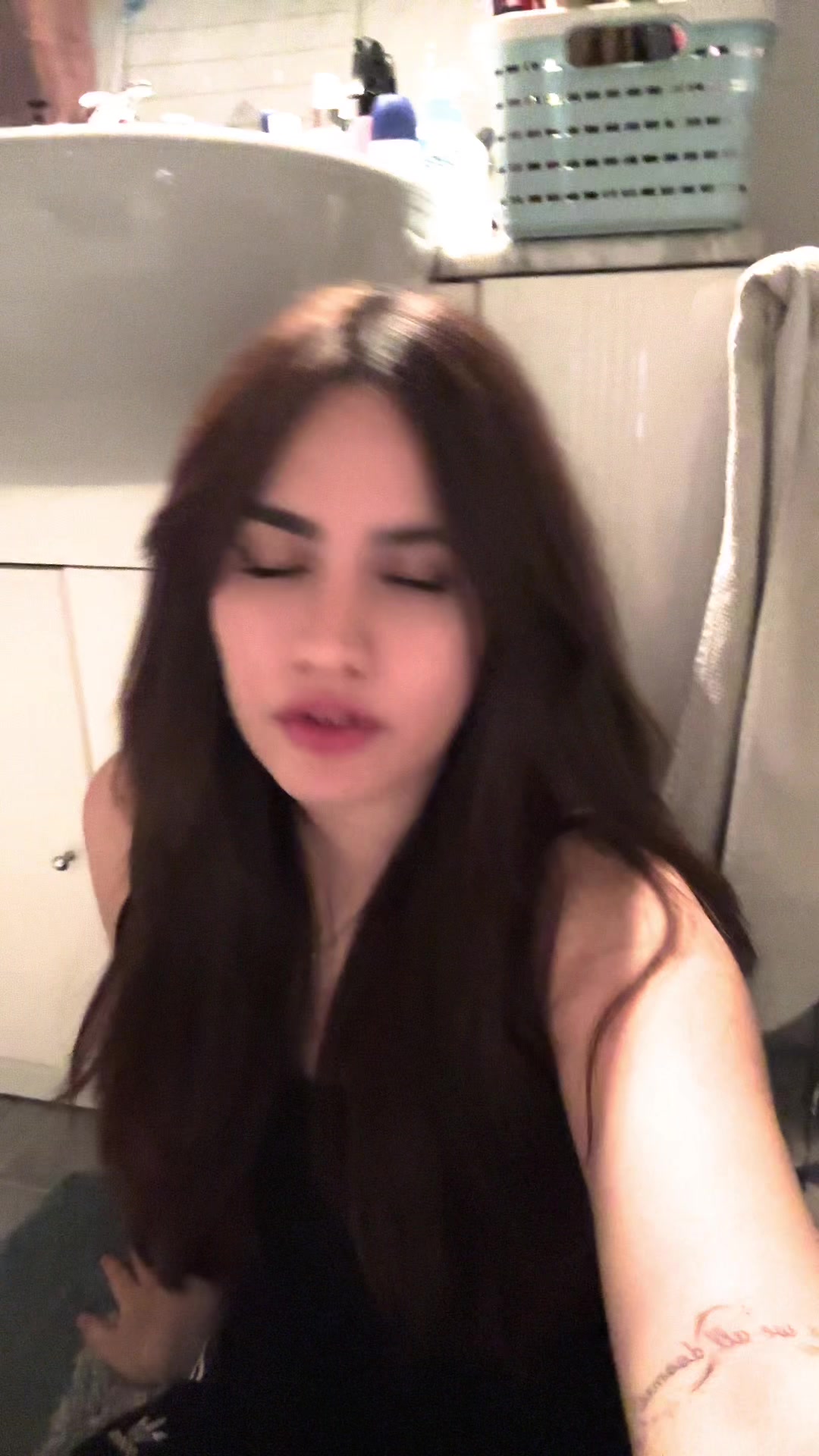 @aisha camerani