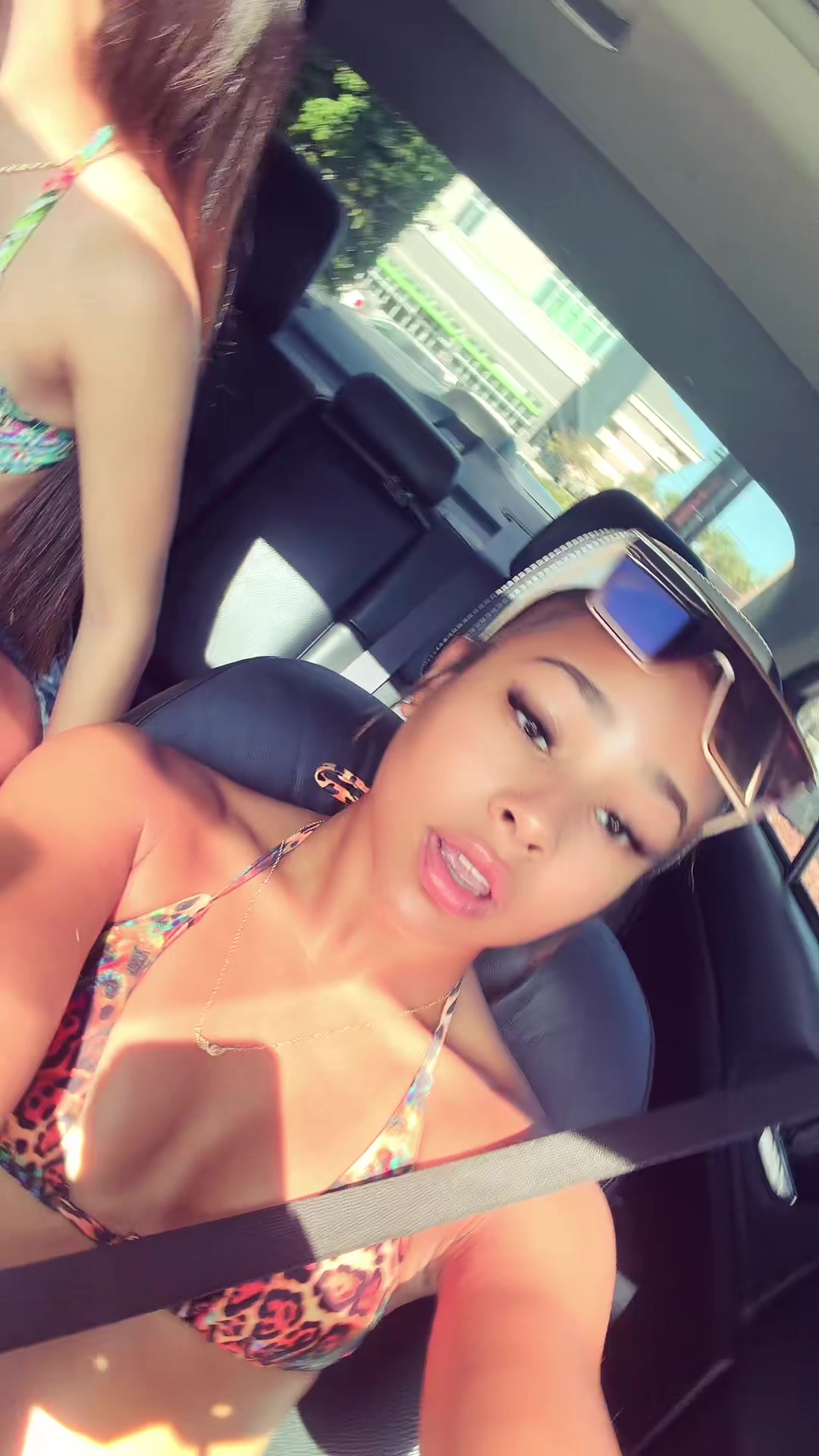 @u_luvmia0