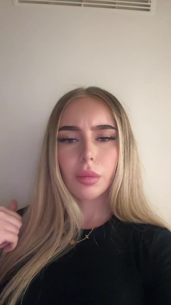 @sabrinnn