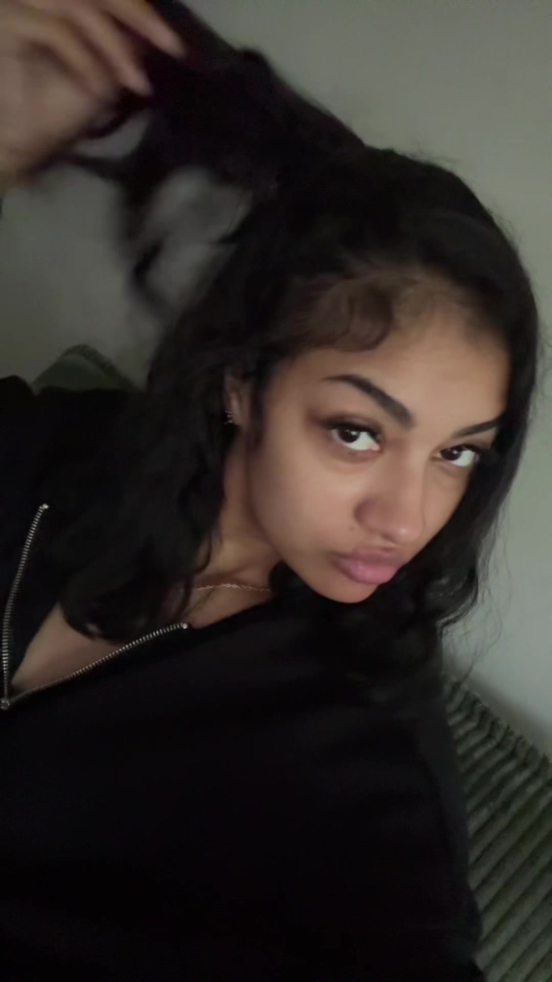 @Ari