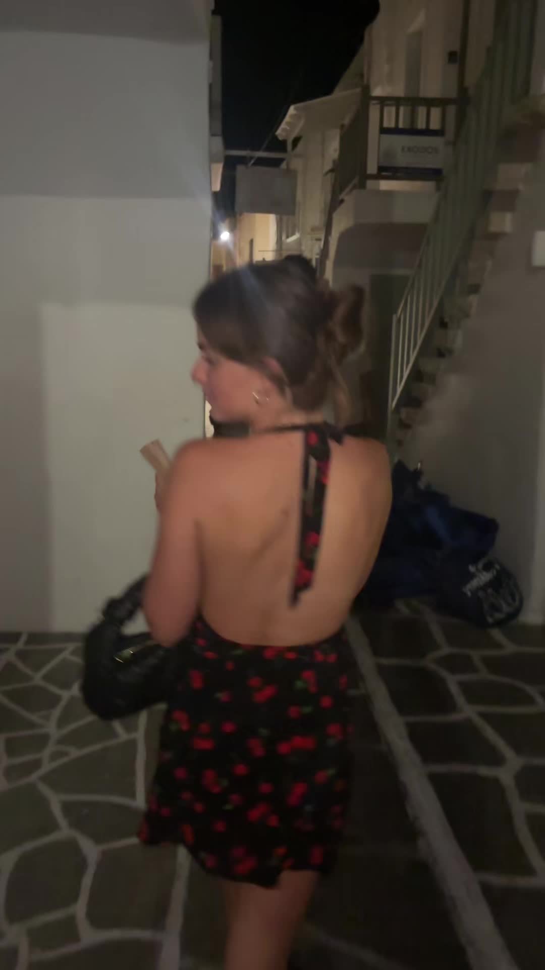 @domino