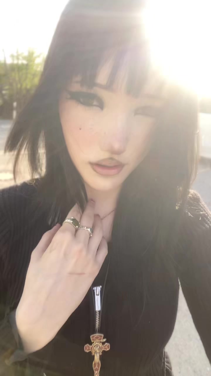 @Luciefa