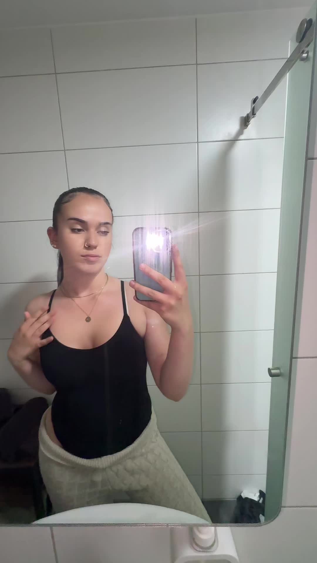 @𝐓𝒶𝒿𝓇𝒶