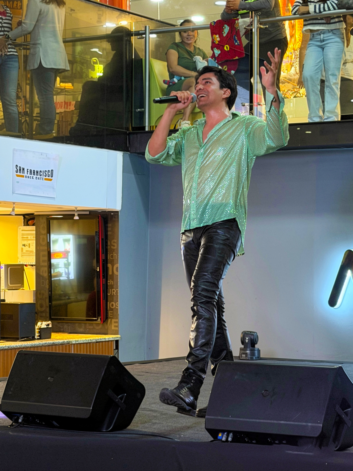 @Julian Andres Tributo Chayanne