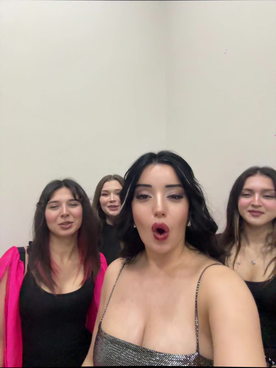 @Gizoofficial